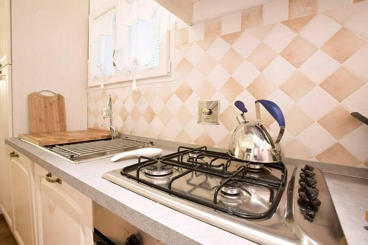 Ellen'S Cozy Apartment Φλωρεντία Ιταλία