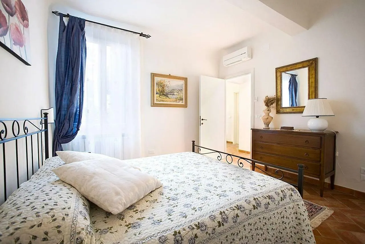 Ellen'S Cozy Apartment Φλωρεντία